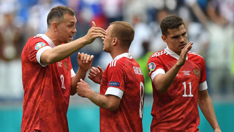 Rusia anuncia convocatoria para disputar repechaje ante Polonia, pese a veto de la FIFA