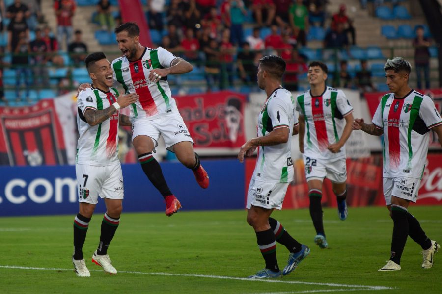 Palestino remontó ante Portuguesa y puso un pie en la tercera fase de la Libertadores